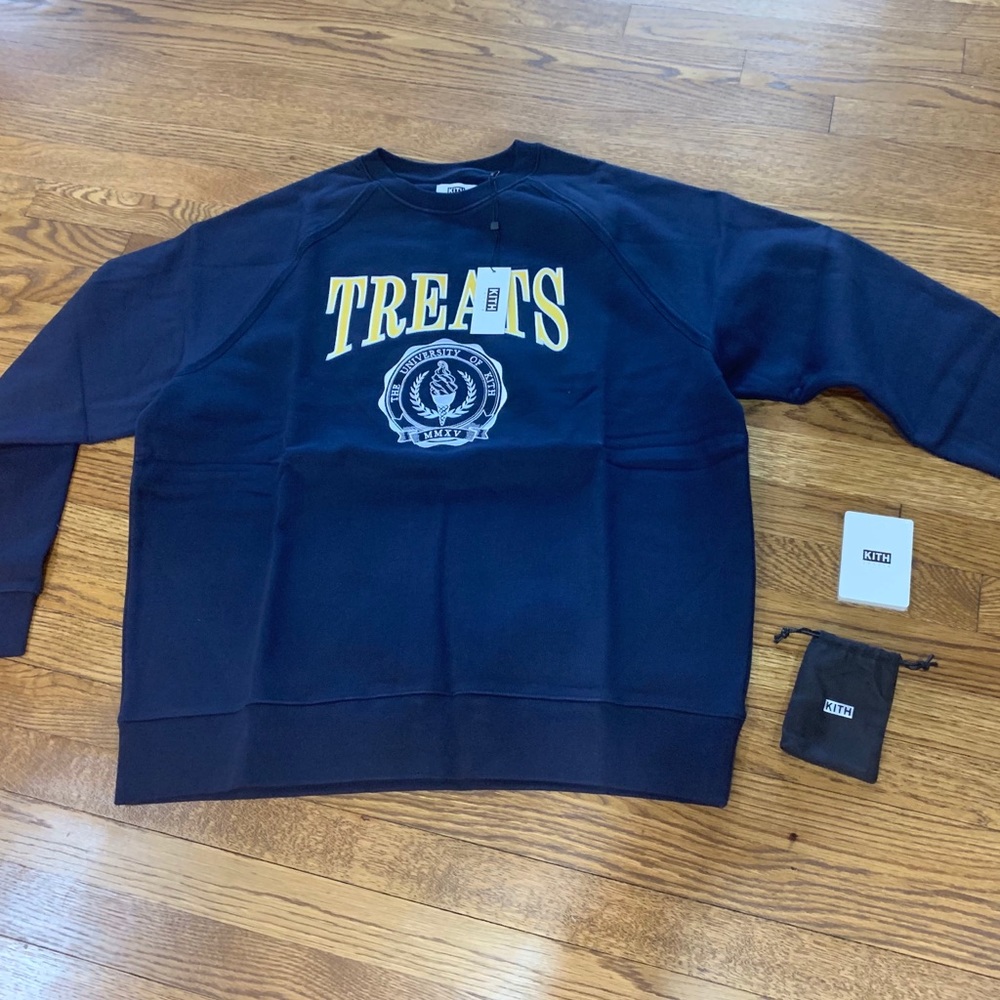 🔥HP🔥 NWT Kith Treats Collegiate Crew w/ cards